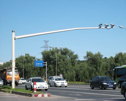 南口街道监控杆